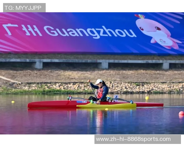 残特奥会皮划艇运动员划出垂直航线